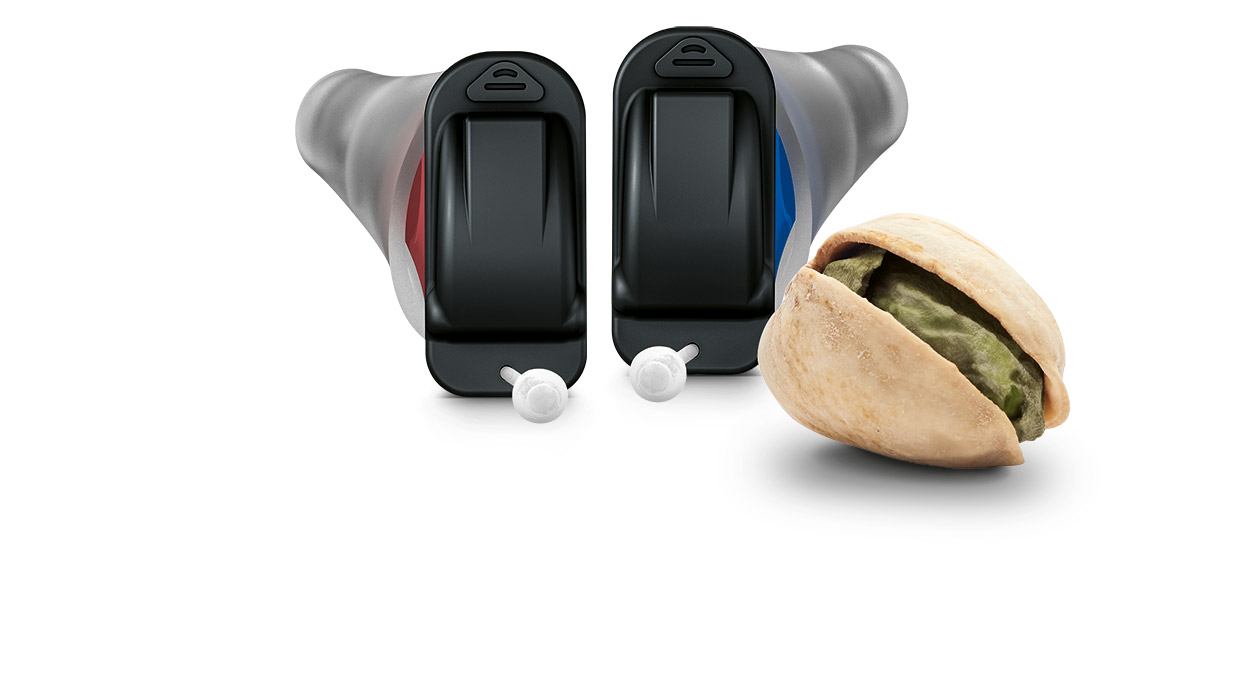 You enjoy a natural hearing experience thanks to CROS Silk’s incredibly small design and exceptional sound quality – even when listening to music with over-ear headphones.